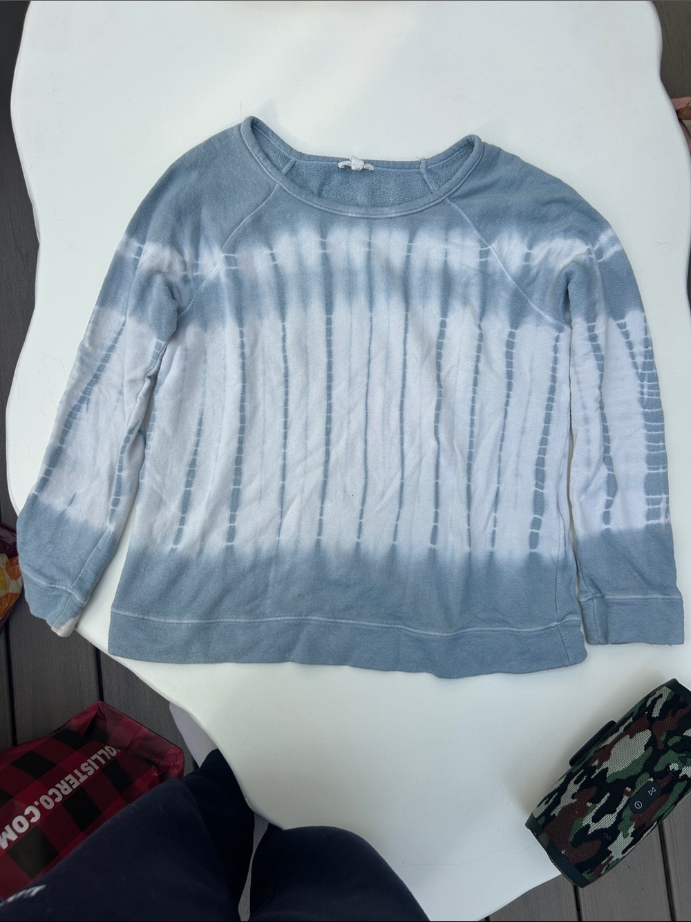 Tie-Dye Pullover Sweatshirt in Light Blue and White